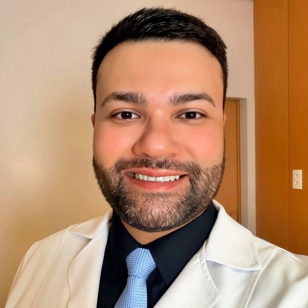 Dr. João Vitor Coelho
